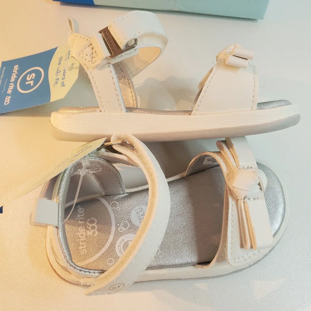 Stride Rite 360 Delilah White Silver Bow Sandals Kids Size 5M